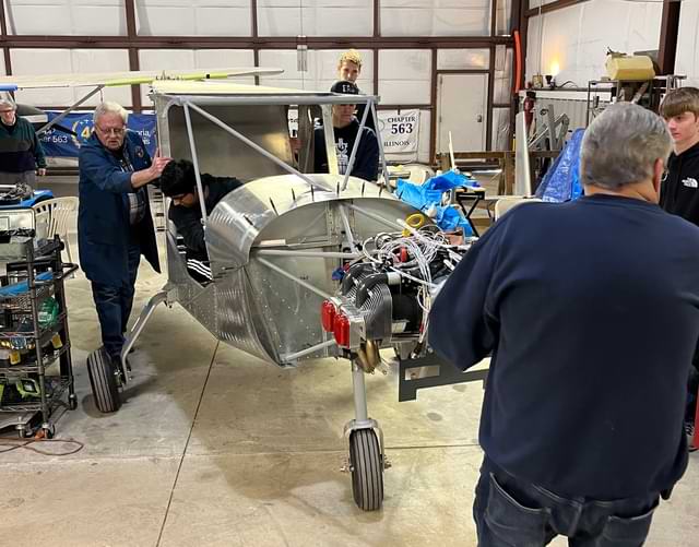 engine mounted on the Cruzer