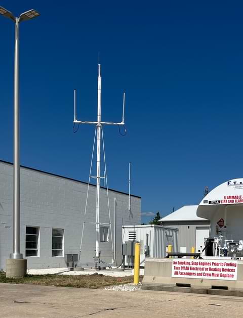 new COM antennas at 3MY