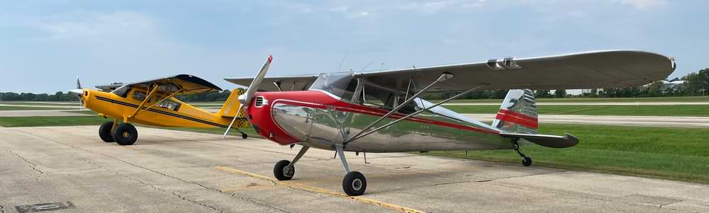 taildraggers at the airport